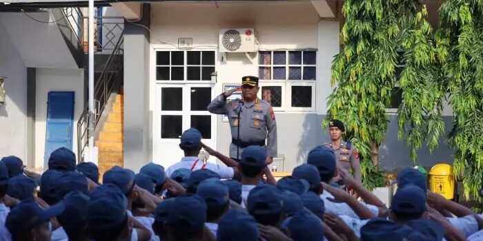 Polisi Peduli Pendidikan: Menjaga Masa Depan Pelajar Banten