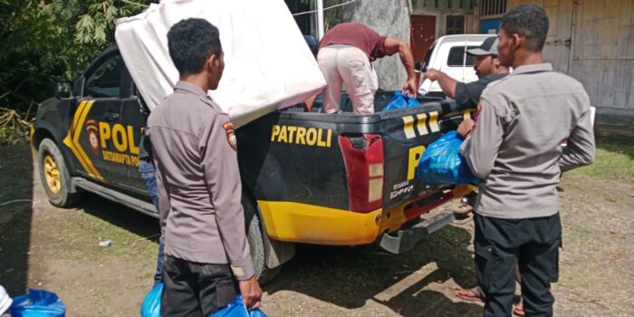 Polres Nagekeo Bersama Pemerintah dan Masyarakat Hadapi Banjir Bandang Mauponggo