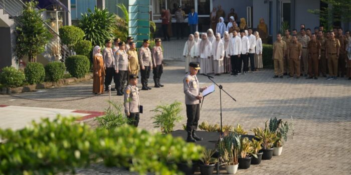 Program Rutin Setiap Senin: Polisi Jadi Irup di Sekolah-sekolah Banten