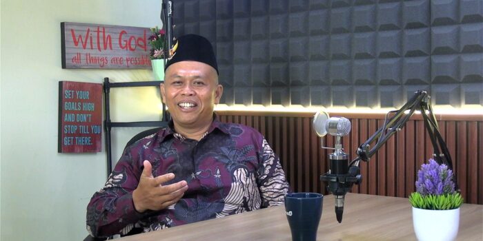 Fernando Emas di 1 Tahun Prabowo-Gibran: Kritik Wajar, Rusuh Jangan
