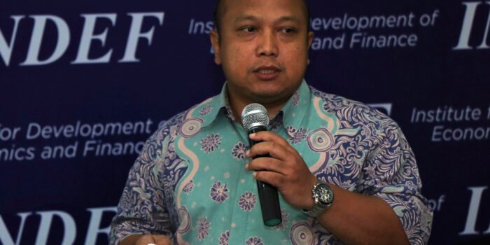 Ekonom INDEF: Ketidakstabilan Kurs Jadi Alasan Pemerintah Harus Tunda Redenominasi