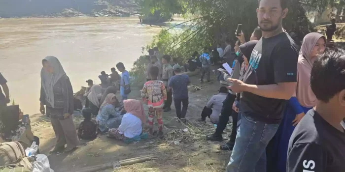 Wifi Bantuan Polri Pulihkan Koneksi Warga Aceh Pasca Banjir