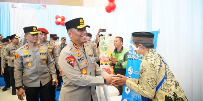 Polda Lampung Gelar Layanan Kesehatan dan Administrasi bagi Driver Ojol dalam Apel Kamtibmas