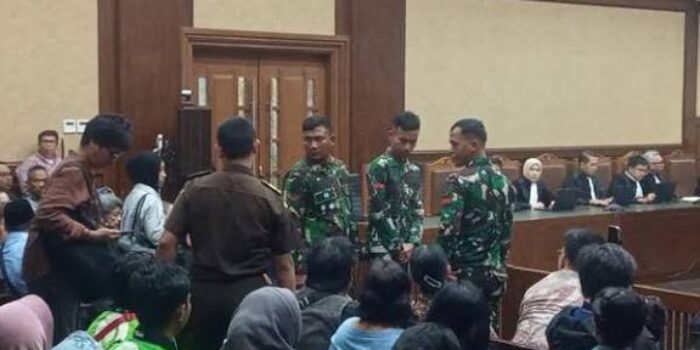 Kehadiran TNI di Sidang Tipikor Picu Polemik Hak Asasi